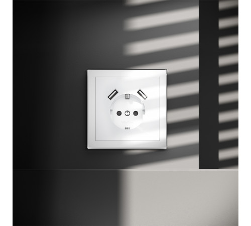Розетка встраиваемая VOLTUM S70 с заземлением и защитными шторками, 16А, с USB, A+A, (белый глянцевы Розетка встраиваемая VOLTUM S70 с заземлением и защитными шторками, 16А, с USB, A+A, (белый глянцевы
