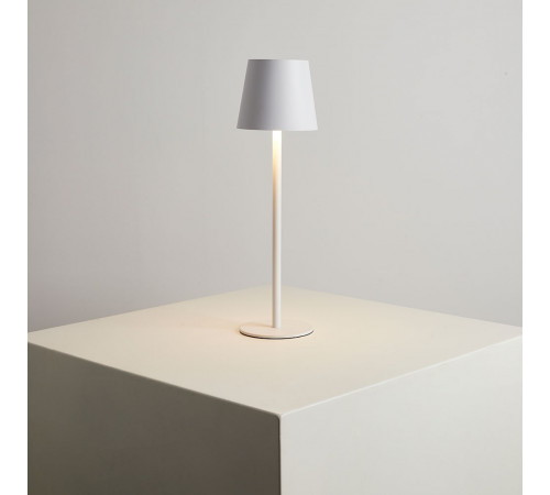 Уличный настольный светильник Arte Lamp Fuyue A1614LT-1WH Уличный настольный светильник Arte Lamp Fuyue A1614LT-1WH