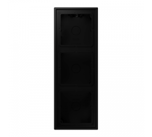 Коробка трехместная Jung LS583ASWM Коробка трехместная Jung LS583ASWM