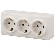 Розетка 2P+E Schuko со шторками Эра 11-2209-02 Б0020704