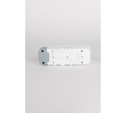Колодка с/з 3вх с защитными шторками ELBI Myra 527-010200-301 Колодка с/з 3вх с защитными шторками ELBI Myra 527-010200-301