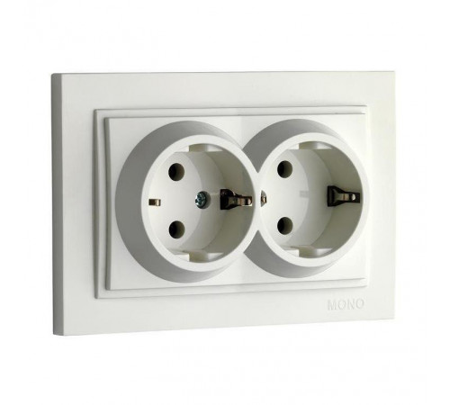 Розетка с заземлением двойная Mono Electric Despina 16А 250В жемчуг 102-252504-120 Розетка с заземлением двойная Mono Electric Despina 16А 250В жемчуг 102-252504-120