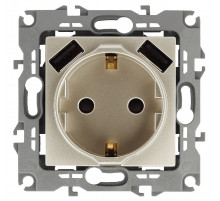 Розетка 2P+E со шторками и 2xUSB Эра 12-4109-04 Б0047843