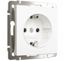 Розетка с заземлением и шторками Werkel 4690389184734 W1171161