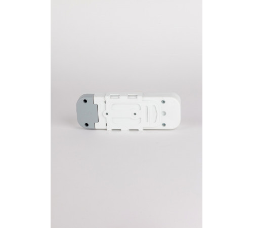 Колодка 3вх с защитными шторками ELBI Myra 527-010200-300 Колодка 3вх с защитными шторками ELBI Myra 527-010200-300