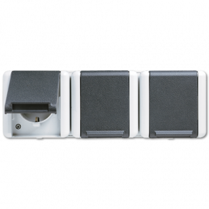 Розетка Schuko трехместная Jung 8230W