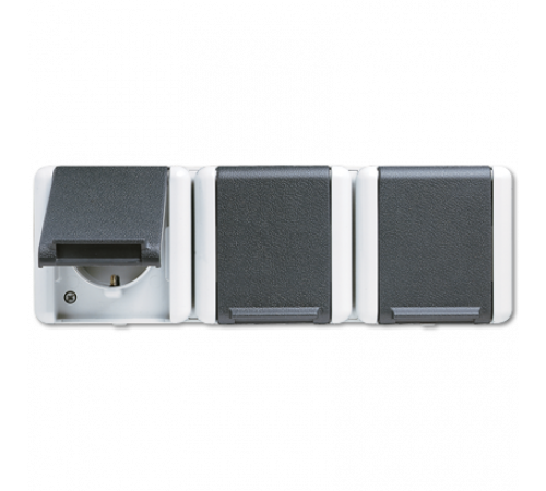 Розетка Schuko трехместная Jung 8230W Розетка Schuko трехместная Jung 8230W