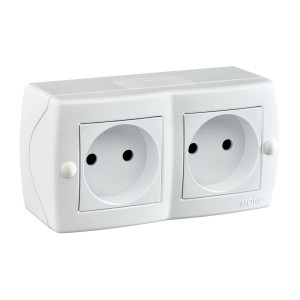 Розетка на 2 поста без заземления Mono Electric Octans IP20 16А 250В белый 104-010106-121