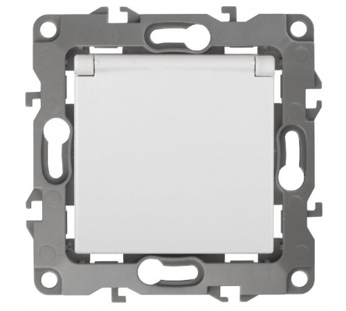 Розетка ЭРА 12 2P E Schuko со шторками с крышкой 16A 250V 12-2003-01 Б0038806 Розетка ЭРА 12 2P E Schuko со шторками с крышкой 16A 250V 12-2003-01 Б0038806