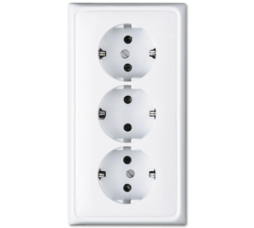 Розетка с заземлением Jung CD523WW Розетка с заземлением Jung CD523WW