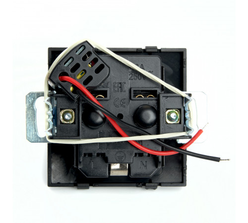 Розетка 1-местная с/з с защитной шторкой и USB Stekker Эрна PST16-9111-03 49155
