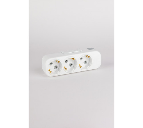 Колодка с/з 3вх с защитными шторками ELBI Myra 527-010200-301 Колодка с/з 3вх с защитными шторками ELBI Myra 527-010200-301