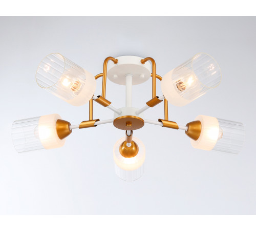 Люстра на штанге Ambrella Light Modern TR303323