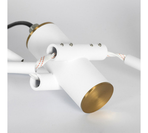 Люстра на штанге Lussole Gilbert LSP-8827 Люстра на штанге Lussole Gilbert LSP-8827
