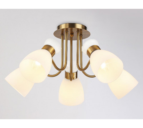 Люстра на штанге Ambrella Light Traditional TR3218 Люстра на штанге Ambrella Light Traditional TR3218