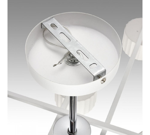 Люстра на штанге Lumion Karina 8241/8C Люстра на штанге Lumion Karina 8241/8C