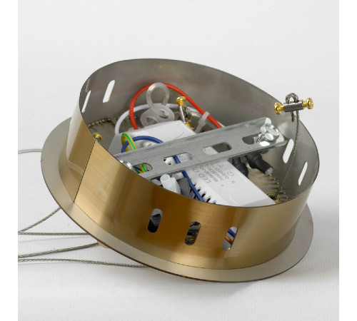 Подвесная люстра Lussole Conecuh LSP-7217 Подвесная люстра Lussole Conecuh LSP-7217