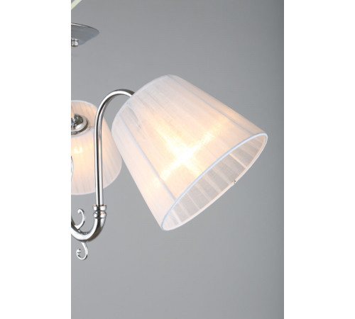 Потолочная люстра Omnilux Leonessa OML-29127-03 Потолочная люстра Omnilux Leonessa OML-29127-03