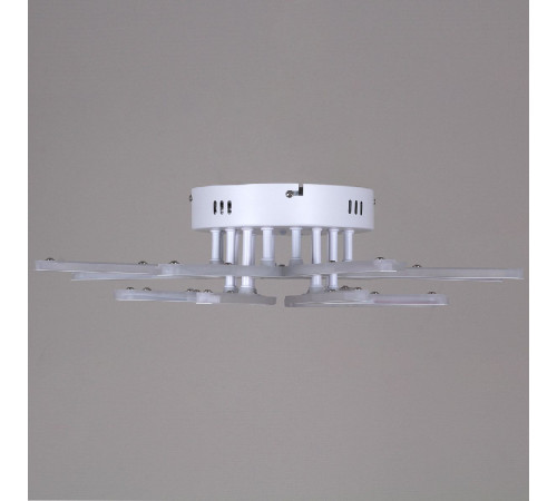 Потолочная люстра Reluce 09824-3.3-4+4 WH Потолочная люстра Reluce 09824-3.3-4+4 WH