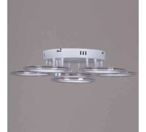 Потолочная люстра Reluce 09812-3.3-06A WH Потолочная люстра Reluce 09812-3.3-06A WH