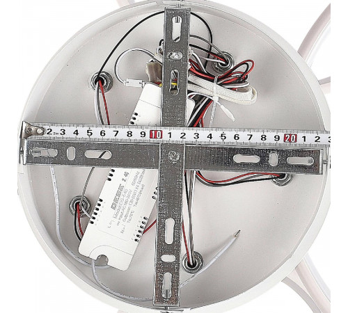 Потолочная люстра Natali Kovaltseva Perfekt I HIGH-TECH LED LAMPS 82036 Потолочная люстра Natali Kovaltseva Perfekt I HIGH-TECH LED LAMPS 82036