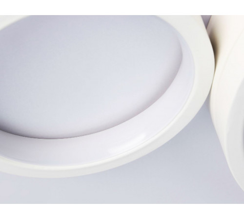 Потолочная люстра Ambrella Light Comfort LineTech FL4812