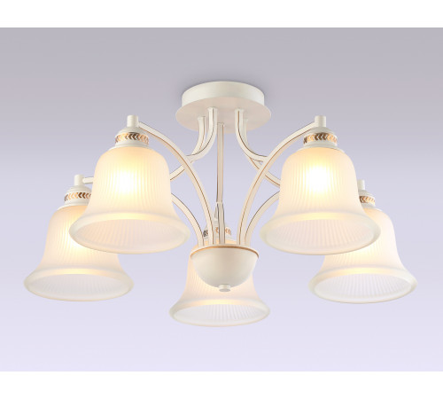 Потолочная люстра Ambrella Light Traditional TR3050 Потолочная люстра Ambrella Light Traditional TR3050