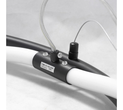 Подвесная люстра Lussole Loft River LSP-8391 Подвесная люстра Lussole Loft River LSP-8391