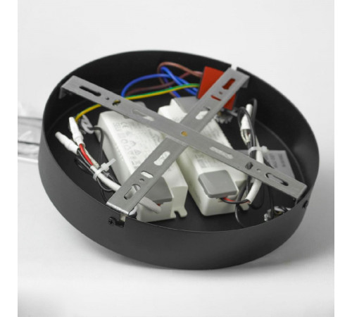 Подвесная люстра Lussole Macon LSP-7306 Подвесная люстра Lussole Macon LSP-7306