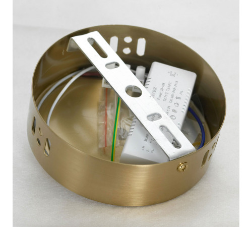 Подвесная люстра Lussole Concord LSP-7021 Подвесная люстра Lussole Concord LSP-7021