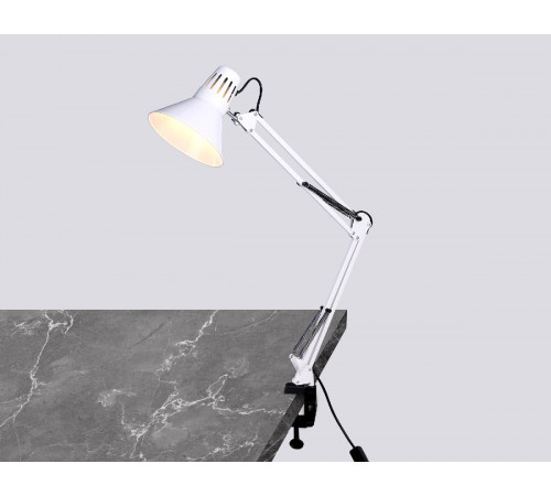 Настольная лампа Ambrella Light Desk DE7719 Настольная лампа Ambrella Light Desk DE7719