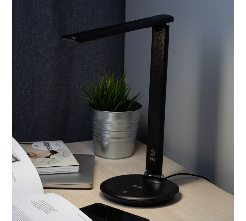 Настольная лампа Эра NLED-504-10W-BK Б0057197