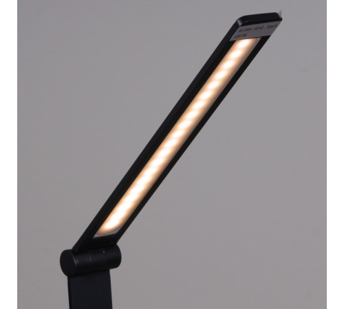 Настольная лампа Reluce 02088-0.7-01T BK (USB) Настольная лампа Reluce 02088-0.7-01T BK (USB)