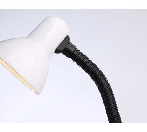 Настольная лампа Ambrella Light Desk DE7701 Настольная лампа Ambrella Light Desk DE7701
