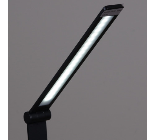 Настольная лампа Reluce 02088-0.7-01T BK (USB) Настольная лампа Reluce 02088-0.7-01T BK (USB)