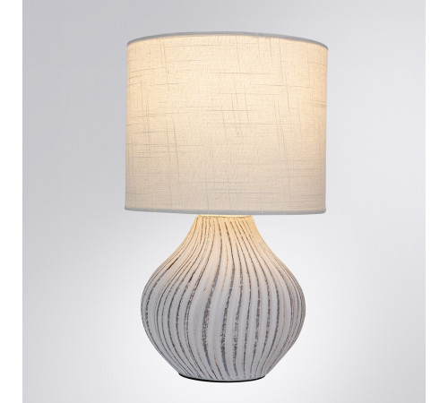 Настольная лампа Arte Lamp Nusakan A5034LT-1WH Настольная лампа Arte Lamp Nusakan A5034LT-1WH