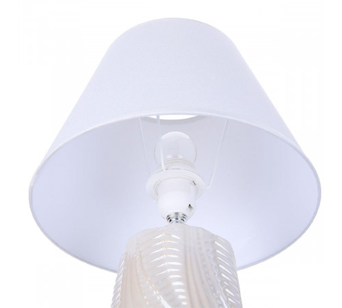 Настольная лампа Lumion Sinna 8211/1T