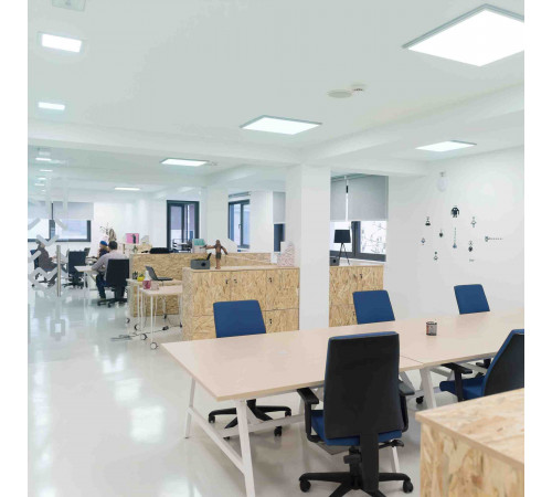 Встраиваемая светодиодная панель Apeyron 06-61