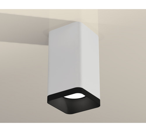 Накладной светильник Ambrella Light Techno XS7820002 (C7820, N7702) Накладной светильник Ambrella Light Techno XS7820002 (C7820, N7702)