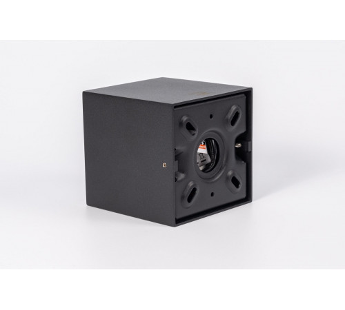 Накладной светильник Fiberli XC002-4T 12120202 Накладной светильник Fiberli XC002-4T 12120202