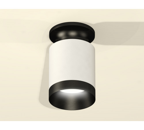 Накладной светильник Ambrella Light Techno XS6301121 (N6902, C6301, N6131)