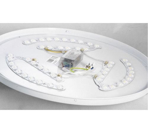 Накладной светильник Lussole Lgo Moonlight LSP-8318 Накладной светильник Lussole Lgo Moonlight LSP-8318