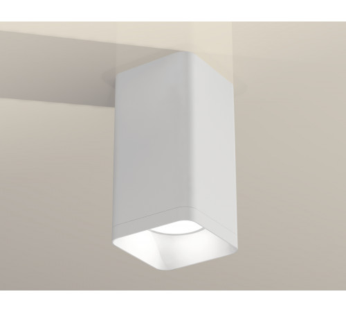 Накладной светильник Ambrella Light Techno XS7820001 (C7820, N7701) Накладной светильник Ambrella Light Techno XS7820001 (C7820, N7701)