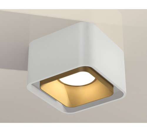 Накладной светильник Ambrella Light Techno XS7832004 (C7832, N7704) Накладной светильник Ambrella Light Techno XS7832004 (C7832, N7704)