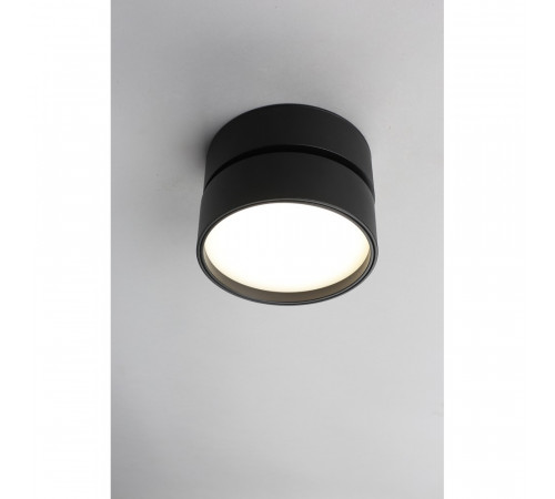 Потолочный светодиодный светильник Omnilux Lenno OML-101319-18 Потолочный светодиодный светильник Omnilux Lenno OML-101319-18