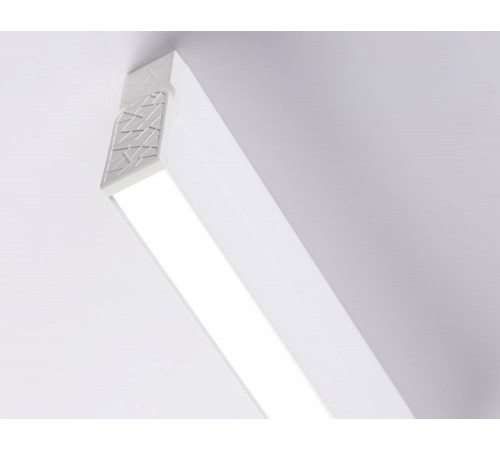 Настенно-потолочный светильник Ambrella Light Move TA1818