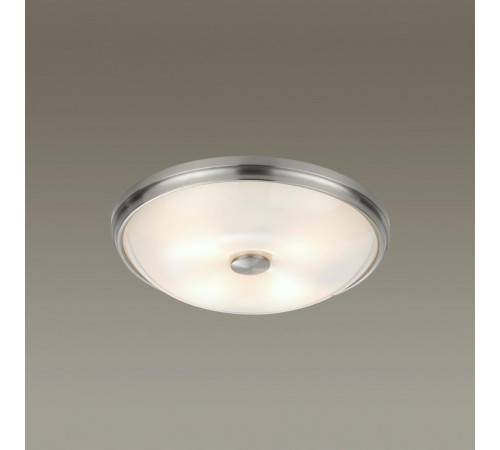 Настенно-потолочный светильник Odeon Light Pelow 4957/4 Настенно-потолочный светильник Odeon Light Pelow 4957/4