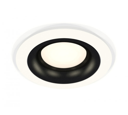 Встраиваемый светильник Ambrella Light Techno XC7621002 (C7621, N7011) Встраиваемый светильник Ambrella Light Techno XC7621002 (C7621, N7011)