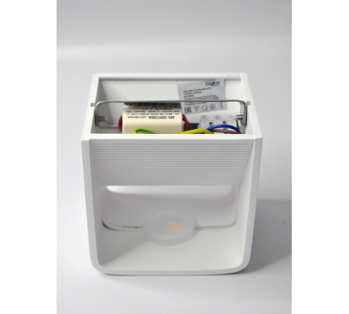 Настенный светильник Elvan BR-310-5W-WW-WTH Настенный светильник Elvan BR-310-5W-WW-WTH