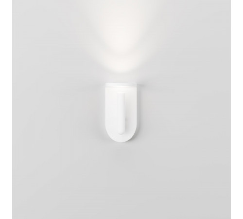 Настенный светильник Maytoni Synergy C034WL-L5W3K Настенный светильник Maytoni Synergy C034WL-L5W3K